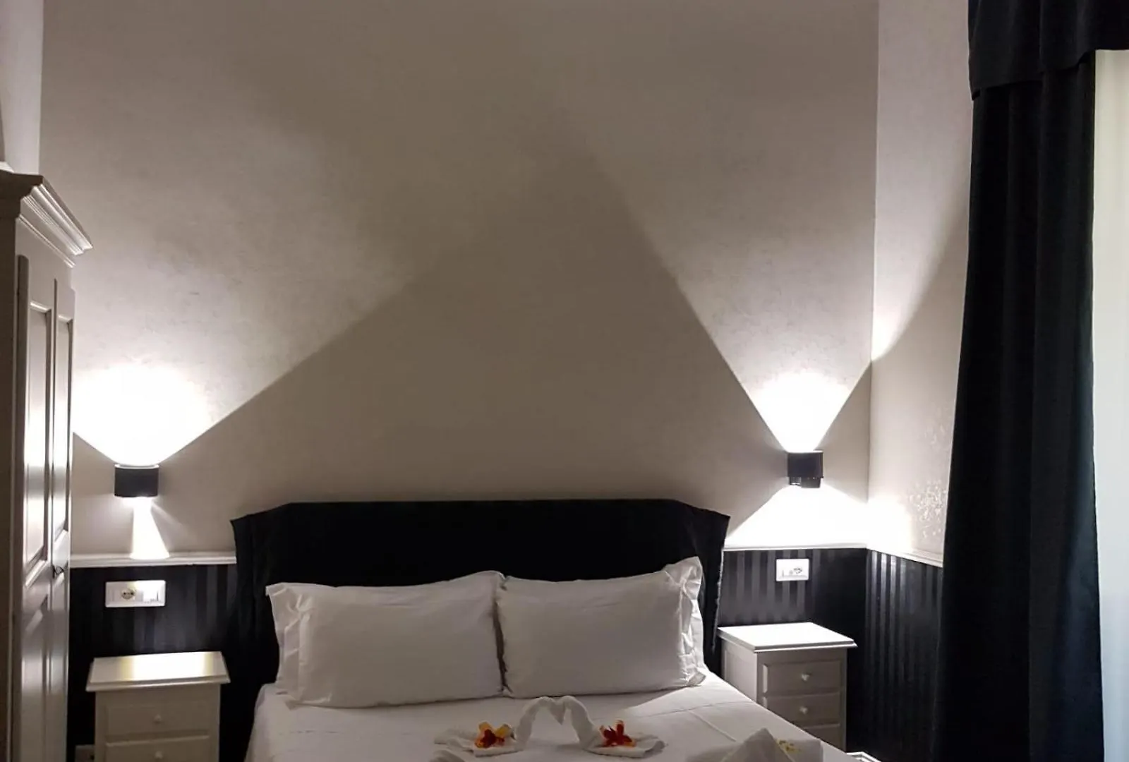 Smart Lux Suites Рим 0*,