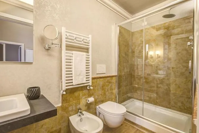 Smart Lux Suites Рим Гостевой дом