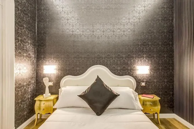 Smart Lux Suites Рим Гостевой дом
