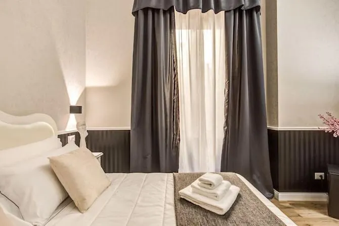 Smart Lux Suites Roma Italia